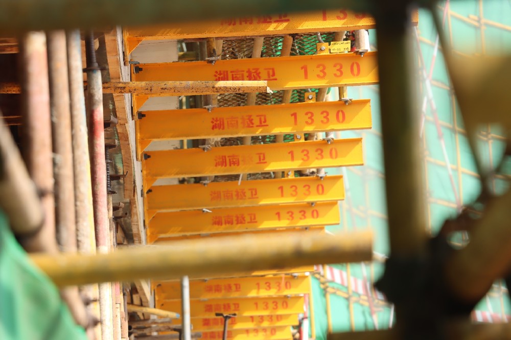悬挑工字钢：建筑结构的稳定之选